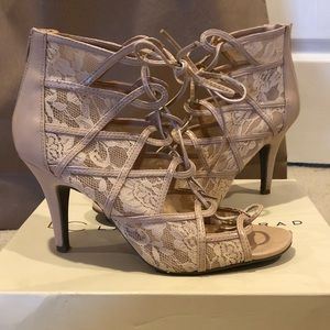 Lauren Conrad nude heels